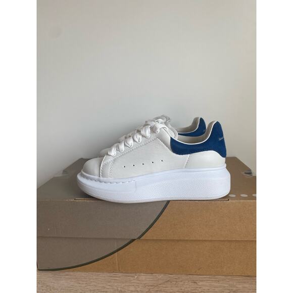 RARE Alexander McQueen Molly Kids Wht/ Paris Blue Leather Sneaker - SZ 28/ 11 C - Picture 6 of 15